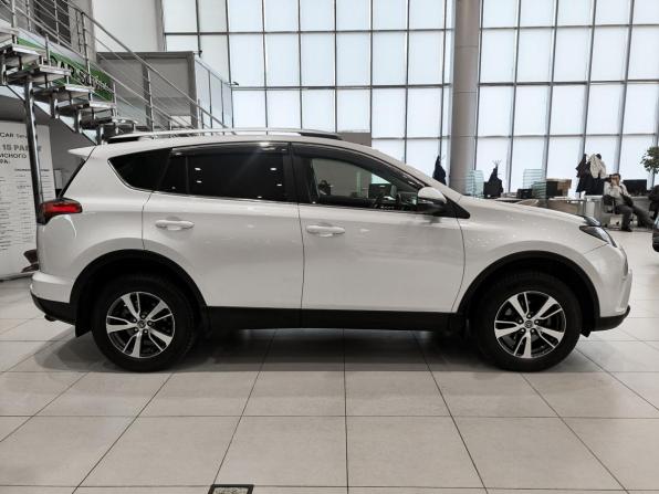 Toyota RAV4 IV (XA40) Рестайлинг с пробегом 2016 года, цена 2 450 000 рублей, 73000 км, внедорожник, Автокод Объявления