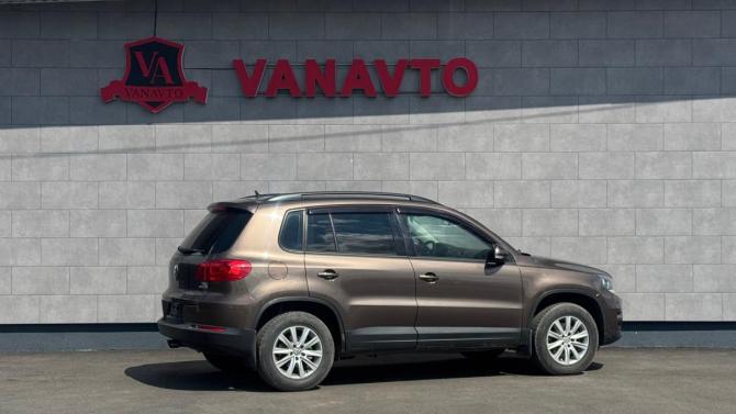 Volkswagen Tiguan I Рестайлинг с пробегом 2014 года, цена 1 297 000 рублей, 181200 км, внедорожник, Автокод Объявления