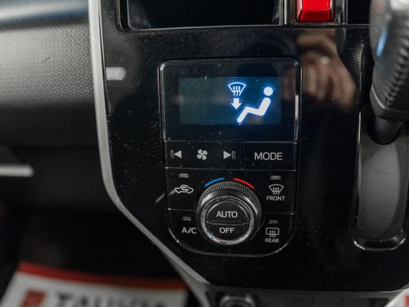 Toyota Roomy I с пробегом 2018 года, цена 1 025 000 рублей, 146040 км, микровэн, Автокод Объявления