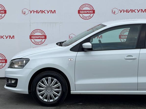 Volkswagen Polo V Рестайлинг с пробегом 2017 года, цена 949 000 рублей, 189421 км, седан, Автокод Объявления