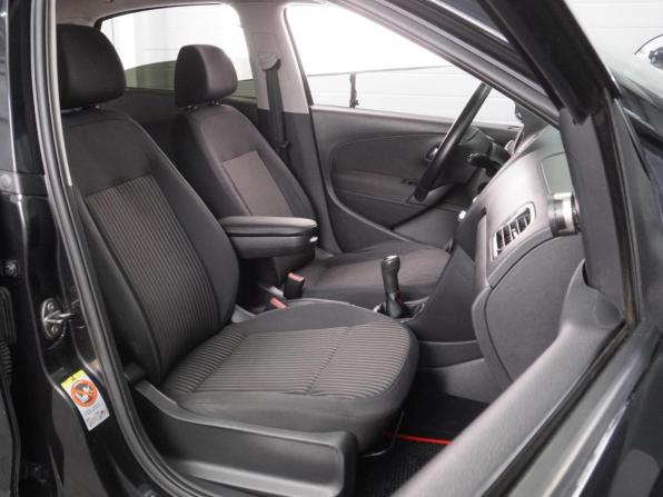 Volkswagen Polo V с пробегом 2010 года, цена 614 000 рублей, 329000 км, седан, Автокод Объявления