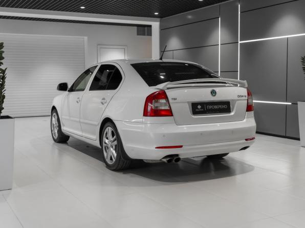 Skoda Octavia II (A5) Рестайлинг с пробегом 2012 года, цена 830 000 рублей, 274905 км, лифтбек, Автокод Объявления