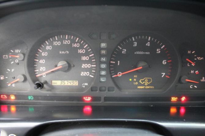 Toyota Land Cruiser 100 Series Рестайлинг 1 с пробегом 2002 года, цена 1 679 000 рублей, 357437 км, внедорожник, Автокод Объявления