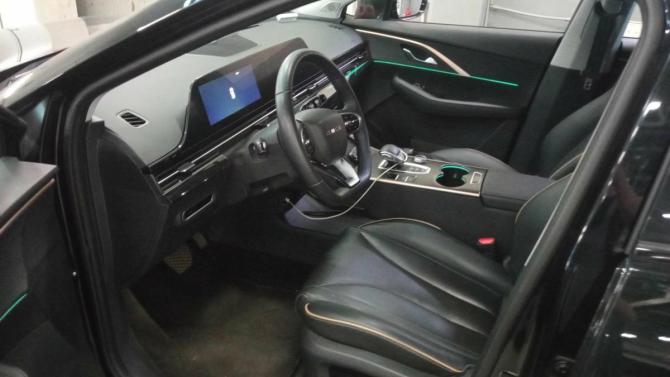 Omoda C5 I с пробегом 2023 года, цена 1 620 000 рублей, 60777 км, внедорожник, Автокод Объявления