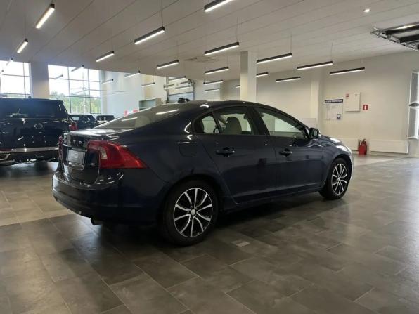 Volvo S60 II с пробегом 2011 года, цена 900 000 рублей, 265689 км, седан, Автокод Объявления