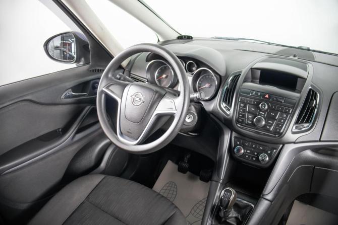 Opel Zafira C с пробегом 2016 года, цена 909 000 рублей, 282720 км, компактвэн, Автокод Объявления