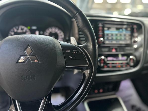 Mitsubishi Outlander III Рестайлинг 2 с пробегом 2017 года, цена 2 190 000 рублей, 97103 км, внедорожник, Автокод Объявления