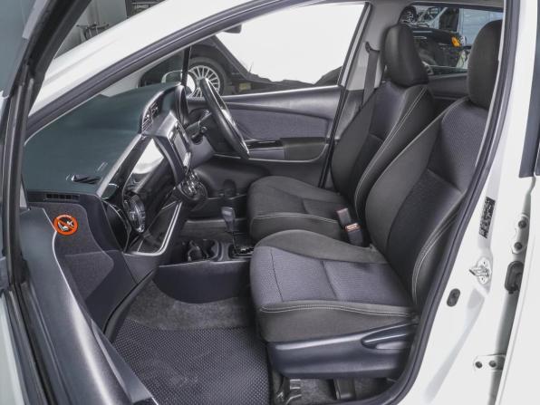 Toyota Vitz III (XP130) Рестайлинг 2 с пробегом 2018 года, цена 1 420 000 рублей, 102585 км, хэтчбек, Автокод Объявления