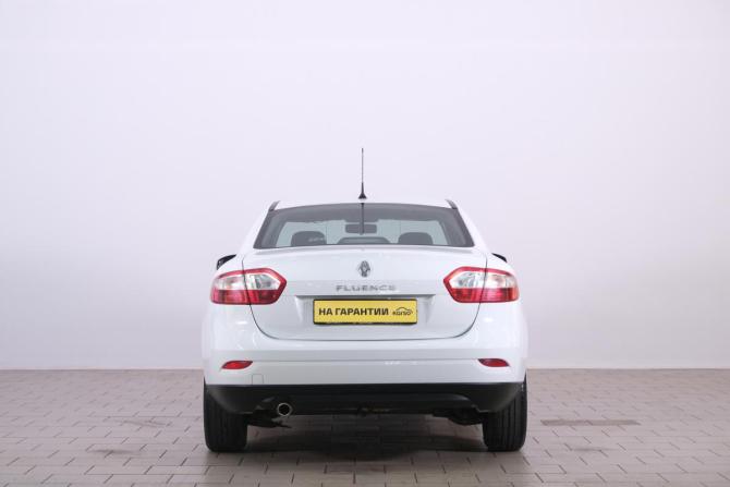 Renault Fluence I Рестайлинг с пробегом 2013 года, цена 799 000 рублей, 114500 км, седан, Автокод Объявления