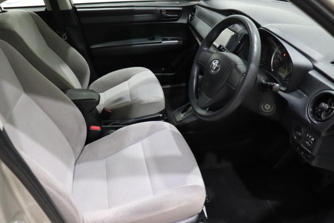 Toyota Corolla XI (E160 E170) Рестайлинг 2 с пробегом 2017 года, цена 1 070 000 рублей, 103994 км, седан, Автокод Объявления