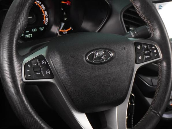 Lada (ВАЗ) Vesta I с пробегом 2022 года, цена 1 249 000 рублей, 47707 км, седан, Автокод Объявления