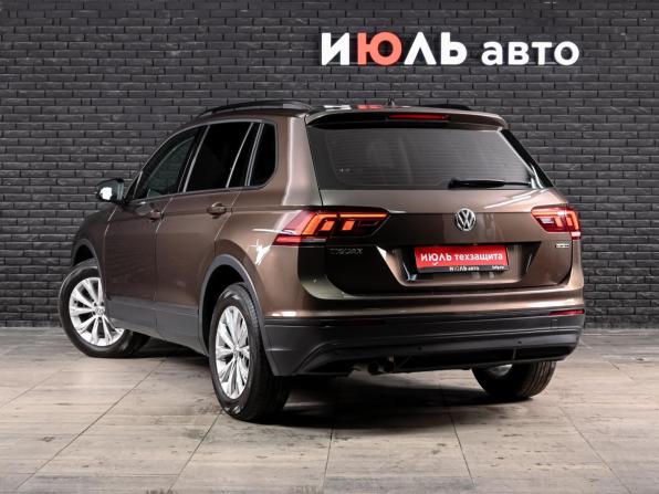 Volkswagen Tiguan II с пробегом 2020 года, цена 2 850 000 рублей, 46258 км, внедорожник, Автокод Объявления