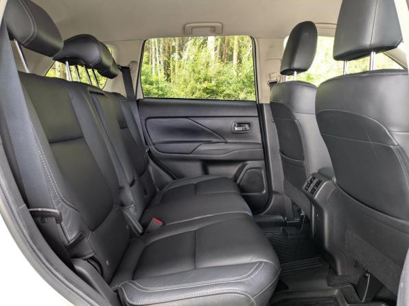Mitsubishi Outlander III Рестайлинг 3 с пробегом 2019 года, цена 2 149 500 рублей, 125000 км, внедорожник, Автокод Объявления