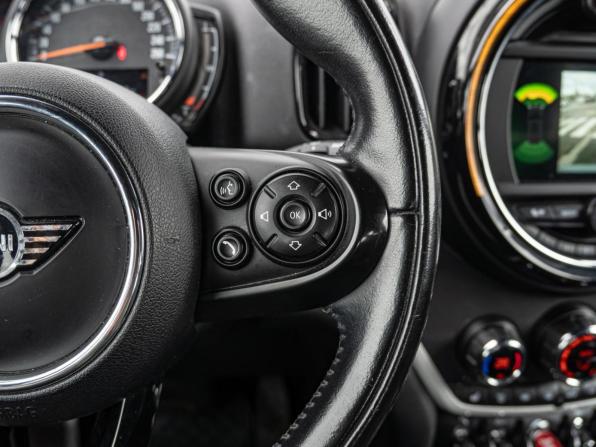 Mini Countryman II с пробегом 2018 года, цена 2 670 000 рублей, 103637 км, внедорожник, Автокод Объявления