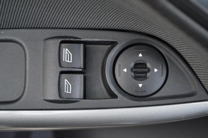 Ford Focus III с пробегом 2012 года, цена 800 000 рублей, 120464 км, седан, Автокод Объявления