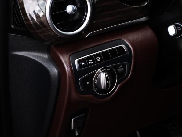 Mercedes-Benz V-Класс III (W447) с пробегом 2015 года, цена 3 638 000 рублей, 147000 км, минивэн, Автокод Объявления