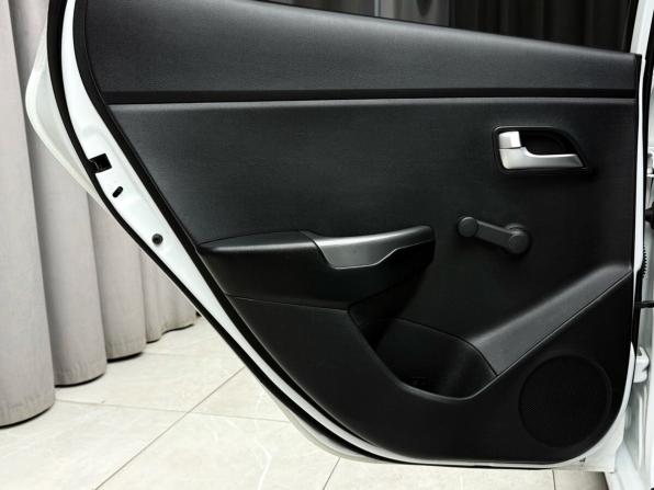 Kia Rio III Рестайлинг с пробегом 2015 года, цена 899 000 рублей, 139602 км, седан, Автокод Объявления