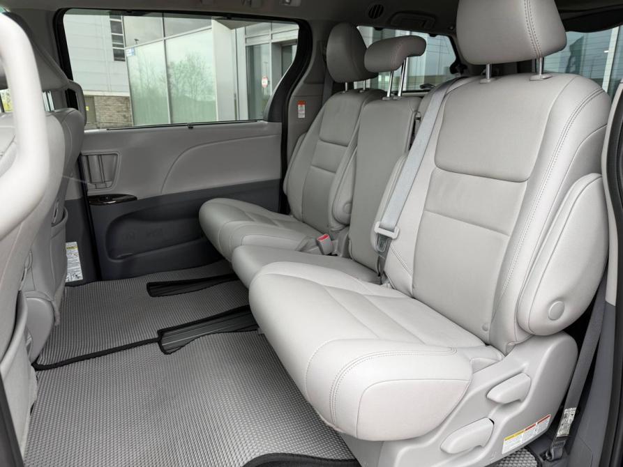 Toyota Sienna III Рестайлинг 2 Санкт-Петербург  - изображение 17