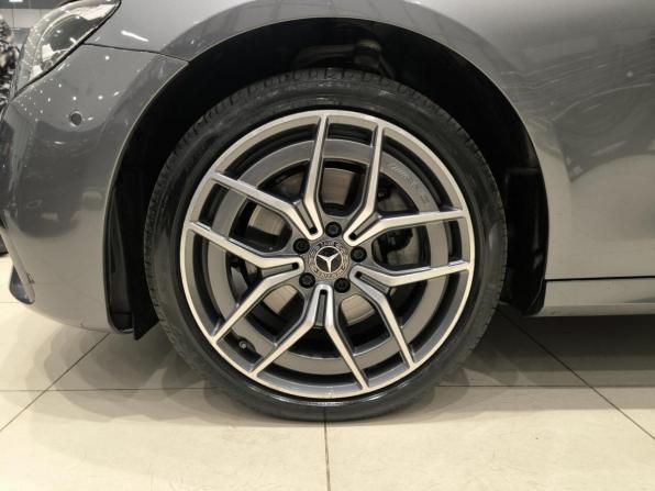 Mercedes-Benz E-Класс V (W213 S213 C238) Рестайлинг с пробегом 2021 года, цена 4 450 000 рублей, 68000 км, седан, Автокод Объявления