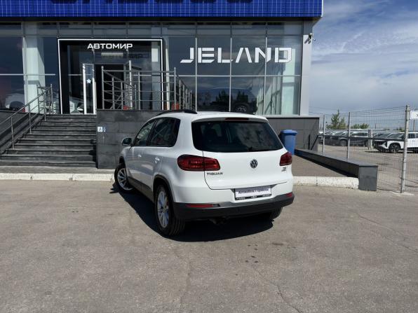 Volkswagen Tiguan I Рестайлинг с пробегом 2016 года, цена 1 660 000 рублей, 122994 км, внедорожник, Автокод Объявления