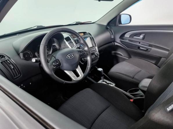 Kia Ceed I Рестайлинг с пробегом 2011 года, цена 699 000 рублей, 241652 км, хэтчбек, Автокод Объявления