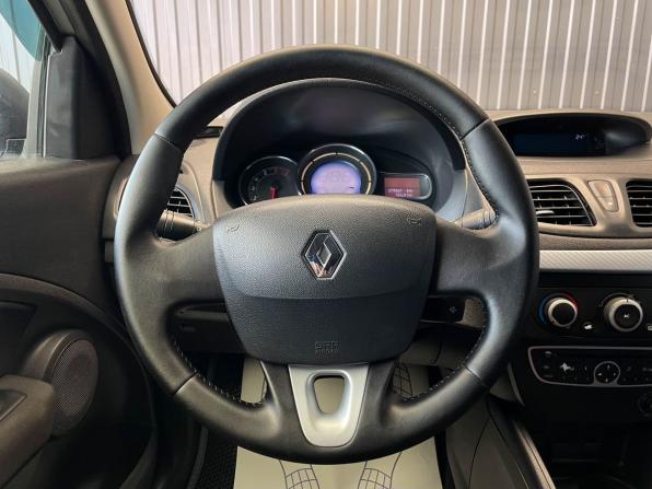 Renault Fluence I с пробегом 2012 года, цена 497 000 рублей, 279267 км, седан, Автокод Объявления
