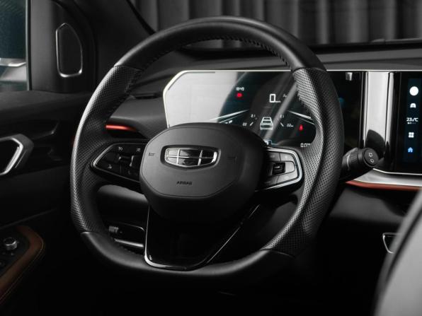 Geely Coolray I Рестайлинг с пробегом 2023 года, цена 2 149 000 рублей, 37024 км, внедорожник, Автокод Объявления