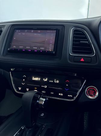 Honda Vezel I Рестайлинг с пробегом 2020 года, цена 2 099 000 рублей, 30761 км, внедорожник, Автокод Объявления