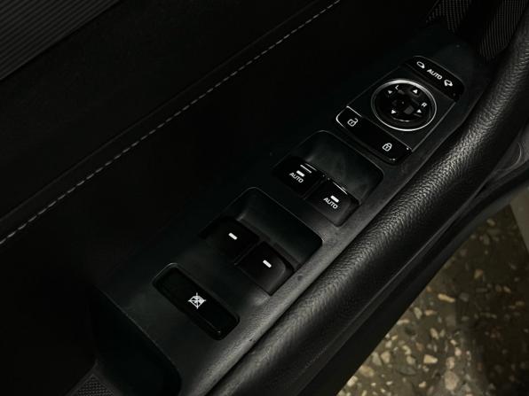 Hyundai Sonata VII (LF) Рестайлинг с пробегом 2018 года, цена 1 545 000 рублей, 131028 км, седан, Автокод Объявления