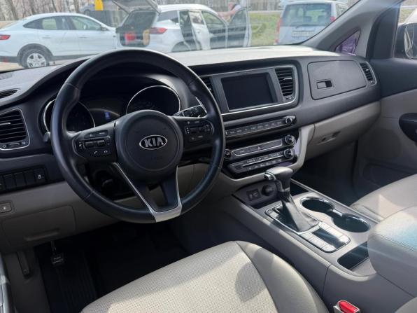 Kia Carnival III с пробегом 2019 года, цена 2 950 000 рублей, 77550 км, минивэн, Автокод Объявления