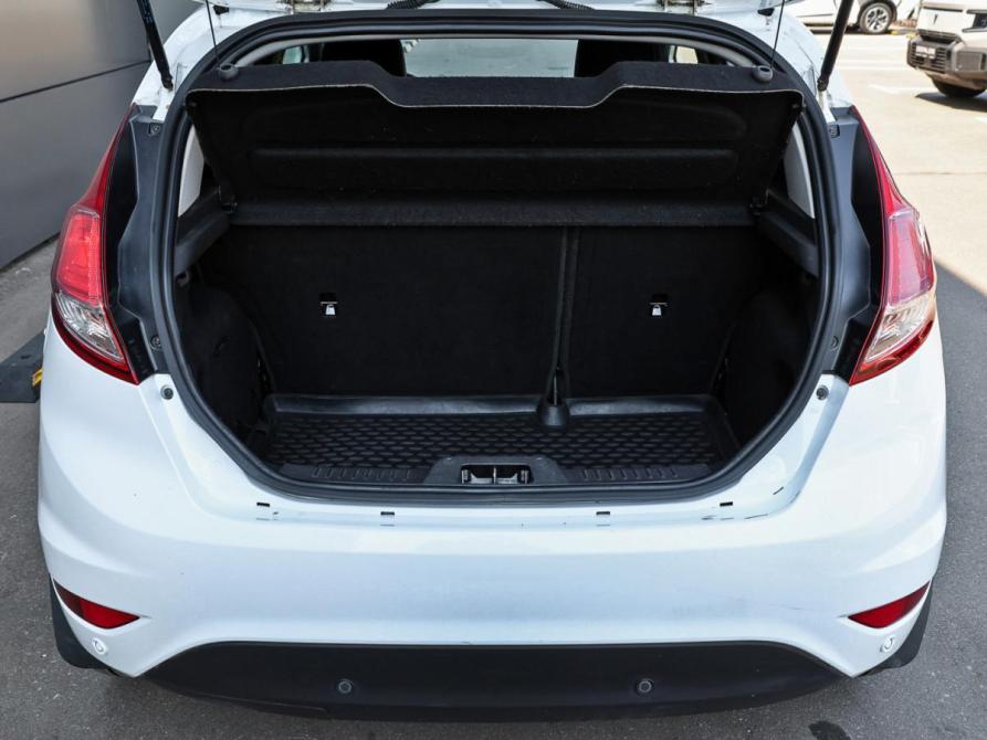 Ford Fiesta Mk6 Рестайлинг Москва  - изображение 11