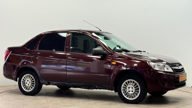 Lada (ВАЗ) Granta I с пробегом 2012 года, цена 120 000 рублей, 152604 км, седан, Автокод Объявления