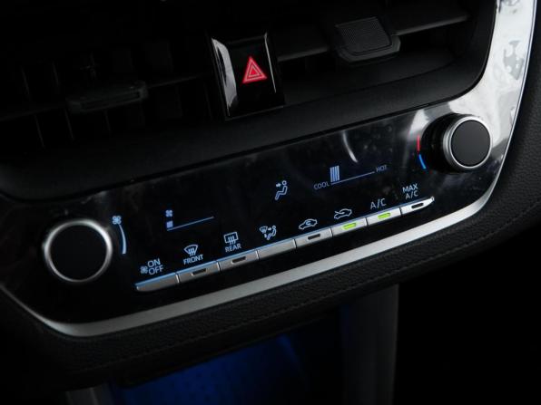 Toyota Frontlander с пробегом 2025 года, цена 3 145 022 рубля, 13853 км, внедорожник, Автокод Объявления