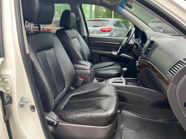 Hyundai Santa Fe II Рестайлинг с пробегом 2010 года, цена 1 250 300 рублей, 227473 км, внедорожник, Автокод Объявления
