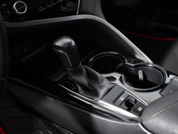 Toyota Camry VIII (XV70) с пробегом 2018 года, цена 2 900 000 рублей, 76449 км, седан, Автокод Объявления