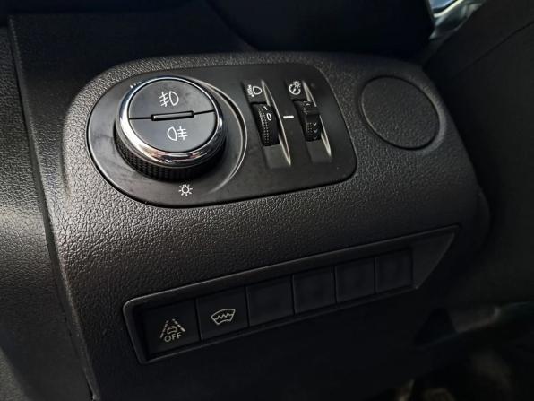 Opel Combo E с пробегом 2019 года, цена 1 215 000 рублей, 173338 км, компактвэн, Автокод Объявления