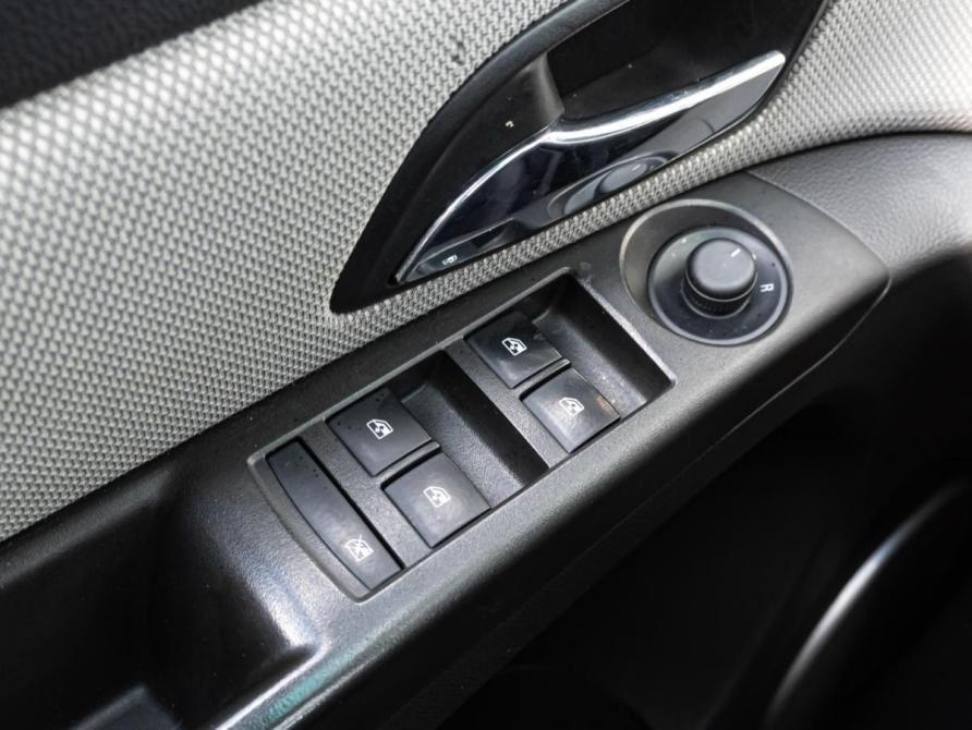 Chevrolet Cruze I Рестайлинг Краснодар  - изображение 17
