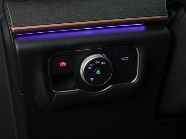 Jaecoo J8 с пробегом 2024 года, цена 2 999 999 рублей, 28046 км, внедорожник, Автокод Объявления