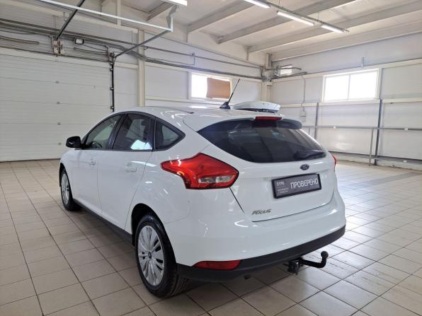 Ford Focus III Рестайлинг с пробегом 2018 года, цена 955 000 рублей, 213266 км, хэтчбек, Автокод Объявления