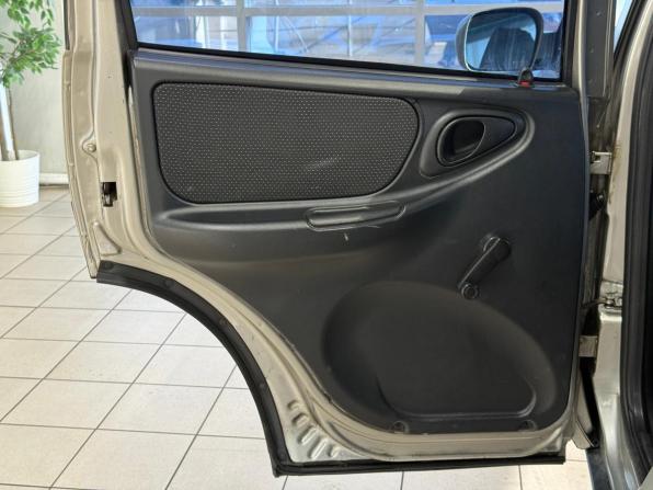 Chevrolet Niva I Рестайлинг с пробегом 2011 года, цена 520 000 рублей, 150000 км, внедорожник, Автокод Объявления