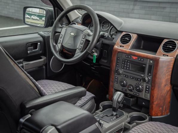 Land Rover Discovery III с пробегом 2006 года, цена 1 185 000 рублей, 300000 км, внедорожник, Автокод Объявления