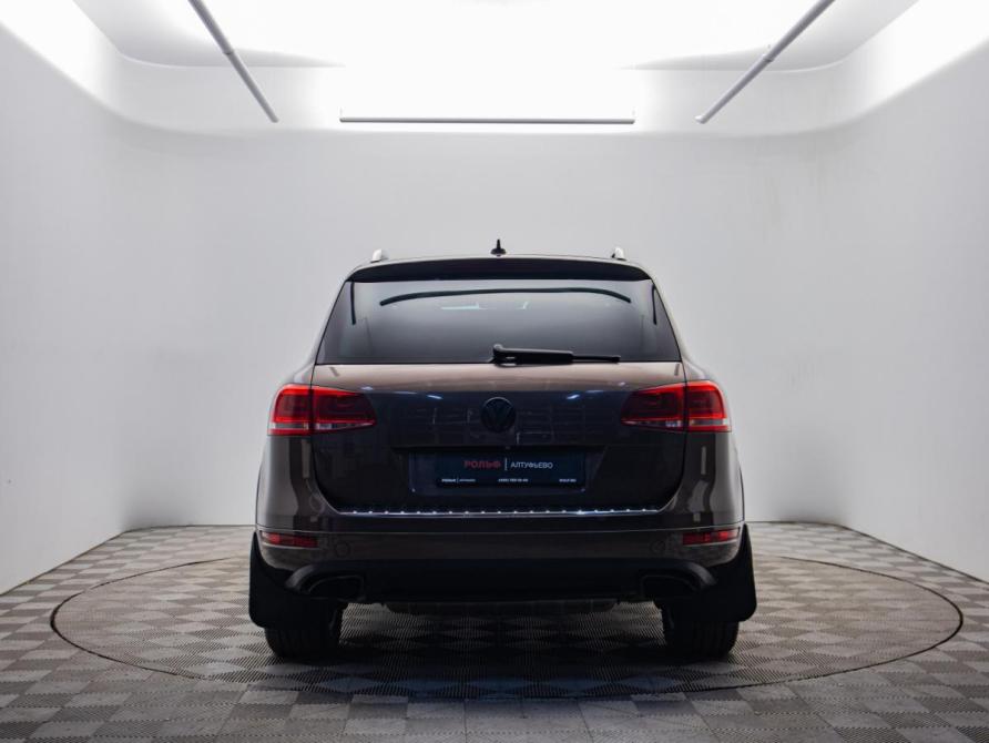 Volkswagen Touareg II Москва  - изображение 6