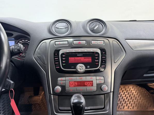 Ford Mondeo IV Рестайлинг с пробегом 2010 года, цена 699 000 рублей, 218402 км, седан, Автокод Объявления