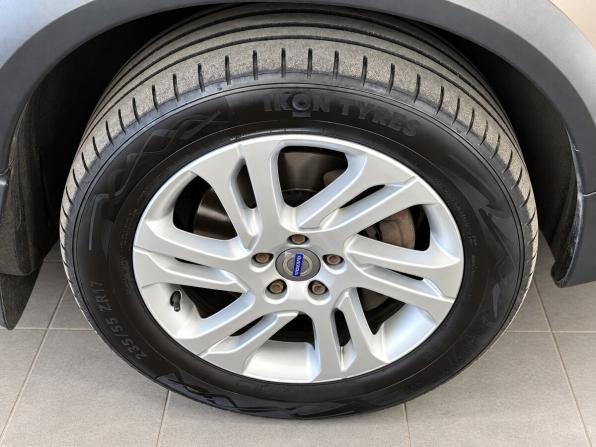 Volvo XC70 II Рестайлинг с пробегом 2015 года, цена 2 000 000 рублей, 252512 км, универсал, Автокод Объявления