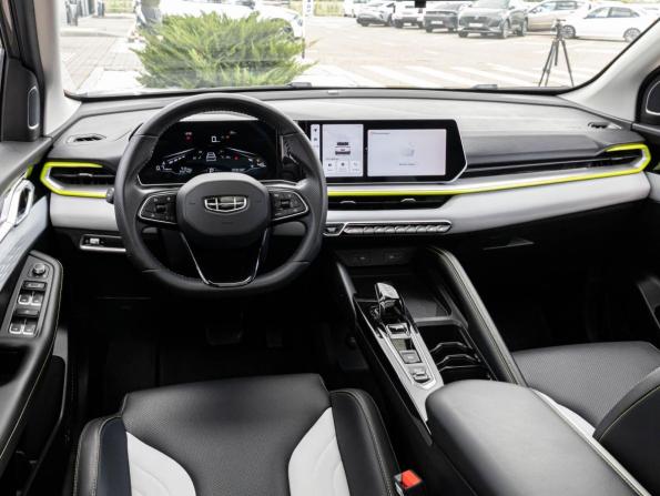 Geely Coolray I Рестайлинг с пробегом 2023 года, цена 2 019 040 рублей, 24274 км, внедорожник, Автокод Объявления