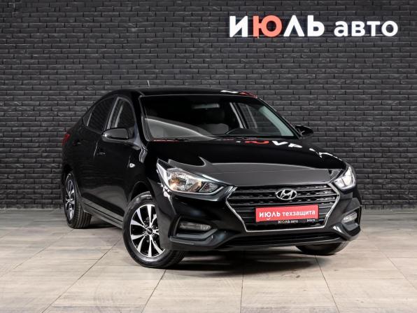 Hyundai Solaris II с пробегом 2017 года, цена 1 390 000 рублей, 55818 км, седан, Автокод Объявления