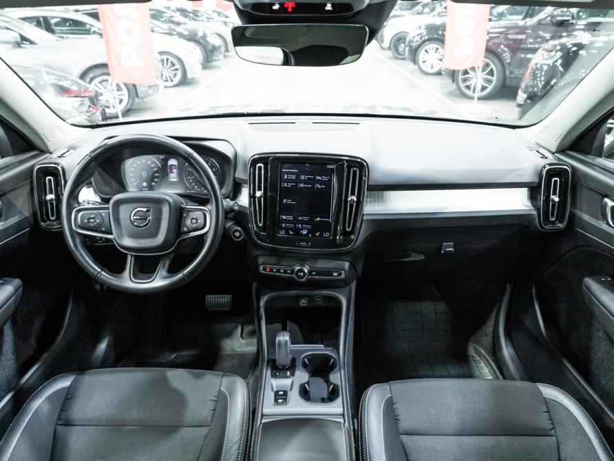 Volvo XC40 I Санкт-Петербург  - изображение 15