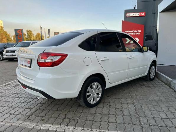 Lada (ВАЗ) Granta I Рестайлинг с пробегом 2022 года, цена 699 713 рублей, 58470 км, хэтчбек, Автокод Объявления