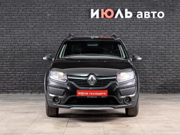 Renault Sandero II с пробегом 2017 года, цена 1 000 000 рублей, 132000 км, хэтчбек, Автокод Объявления