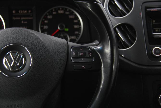 Volkswagen Tiguan I Рестайлинг с пробегом 2013 года, цена 1 384 000 рублей, 179008 км, внедорожник, Автокод Объявления
